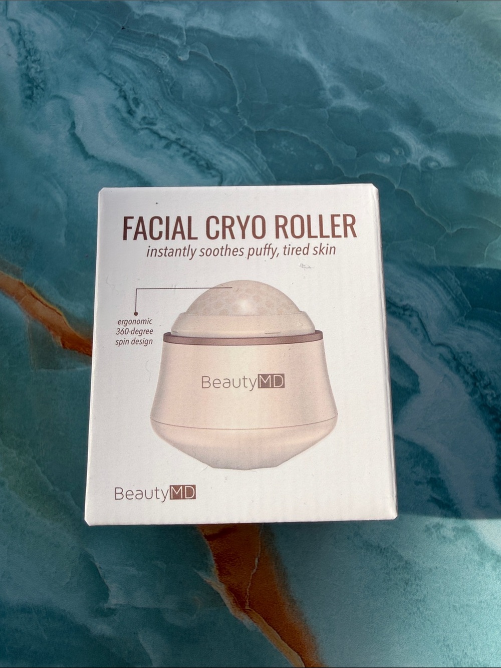 Embrace Your Face Makeup Facial Wipes & Beauty MD Facial Cryo Roller - Picture 3 of 4